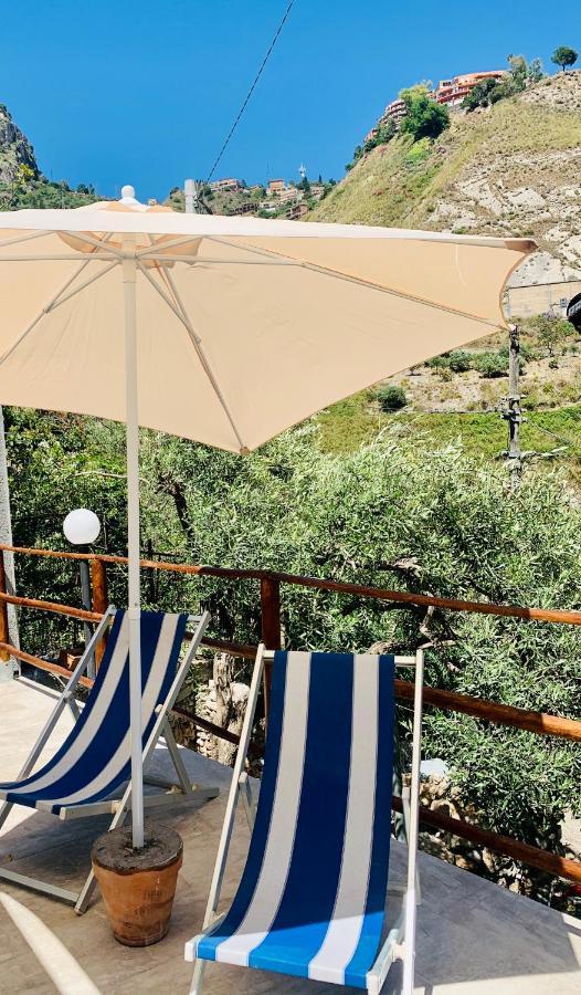 Villetta La Pietra Taormina Bagian luar foto